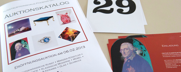 This auction is being staged by 56 students in Dr. Benno Lehmann's project seminar 'Introduction to the Art Market — International and national auction houses as intermediaries on the art market'. (photo: Peter Pulkowski) This auction is being staged by 56 students in Dr. Benno Lehmann's project seminar 'Introduction to the Art Market — International and national auction houses as intermediaries on the art market'. (photo: Peter Pulkowski)