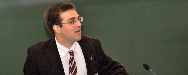 Junior Professor Dr. Filippo Carlà of the Ancient History work group at the Department of History at JGU (photo: Uwe Feuerbach)