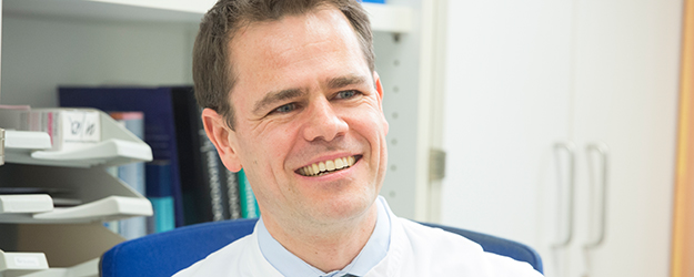 Professor Jörn Schattenberg is head of the Metabolic Liver Research Program at the Department of Internal Medicine I at the Mainz University Medical Center. (photo: Peter Pulkowski)