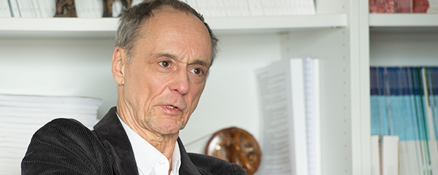 Professor Detlef Schuppan is Director of the Institute of Translational Immunology at the Mainz University Medical Center. (photo: Peter Pulkowski)