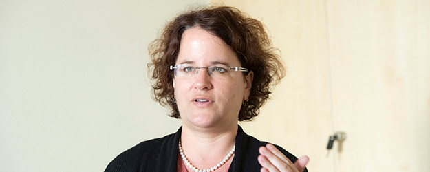 Professor Susann Schweiger is Director of the Institute of Human Genetics and Coordinator at the Mainz-based Center for Rare Diseases. (Foto: Peter Pulkowski)
