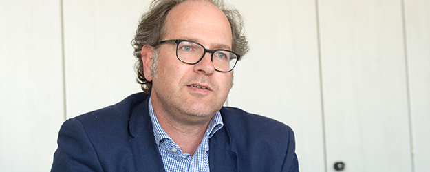 Professor Matthias Krings established the Jihadism on the Internet research group, which currently receives funding to the tune of EUR 2.7 million through the Research for Civil Security program of the German Federal government. (photo: Peter Pulkowski)