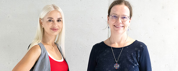 Dr. Anna Lyashuk (l.) and Professor Susanne Wagner (r.) (photo: Peter Pulkowski)